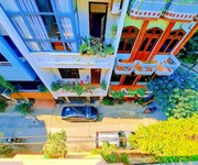 Cho thuê nhà riêng Nguyễn Khang Cầu Giấy 72m 6T đường 7m giá 28tr