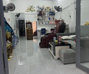2 Chính chủ cần bán nhanh căn nhà vị trí tại quận 11, tp hcm