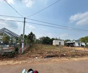 Cần tiền làm kd bán lô đất 298M2 ngay trung tâm thị xã Chơn Thành: đông dân 890 TRIỆU