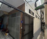 9 Cho thuê nhà mới xây tại Đê Trần Khát Chân, Thanh Lương, Hai Bà Trưng. DT 42m2x4tang. GIá 14trieu/th