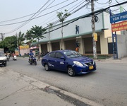 8 Cho thuê kios mặt tiền kinh doanh