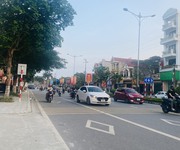3 Bán nhà phố mặt đường Nguyễn Tất Thành, Khai Quang, Vĩnh Yên. Cạnh ngã tư ốc vít