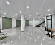 3 Cho thuê dài hạn văn phòng tại việt hưng, long biên, nhà 2 tầng  180m2 dtsd, mặt tiền 12m, đường 3