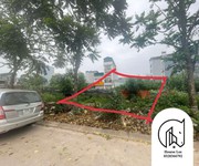 2 Bán đất ở khu đấu giá cổ linh, phường long biên, oto tránh vỉa hè 91m, mặt tiền: 5m, 16 tỷ