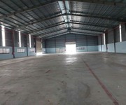 2 Cho thuê 1800m2 XƯỞNG mới đẹp tại Tân Uyên , giá 100 triệu/tháng