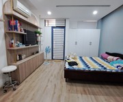 2 Cho thuê nhà mặt tiền Hoàng Dư Khương, Q.10, DTSD 128m2, 3Pn, 4 tollet