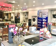 2 Bán nhà mặt phố hoàng quốc việt showroom mặt tiền 8.4m 7 tầng 3 thoáng  giá 132 tỷ tl