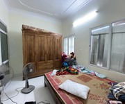 2 CỰC HIẾM Tại Văn Cao. Nhà độc lập 61mx 2.5 tầng giá chỉ 3 tỷ.0963230555