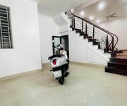 Bán nhà thiên lôi, diện tích 43m 3 tầng giá 2.6 tỉ cách aeon 500m, ngõ nông