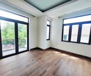 2 Bán nhà 15tỷ900. đường số 6. 300m2, 5 tầng. linh xuân thủ đức.