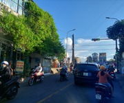 Cho thuê mặt tiền cạnh ngã 3 điểm dừng đèn xanh đèn đỏ thái phiên giao lê duẩn huế