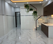 1 Siêu phẩm lạc long quân q11, sát hxh 10m, ở ngay, dt 4.2 x 10.5m. 2 tầng. chỉ5.2 tỷ. tl