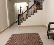 Cho thuê nhà trong ngõ ba gác phố Thái Thịnh Đống Đa 45m x 4T giá 13TR, cho thuê nhóm