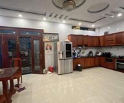 1 Kẹt ngân hàng cần bán biệt thự mặt tiền gần chùa hoằng pháp, tân hiệp, hóc môn ,diện tích:  8 x