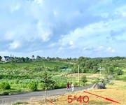 Hàng hot đất nghĩ dưỡng bảo lộc view hồ 135m2 có tc chỉ 700tr/ nền