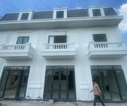 4 Bán nhà mặt tiền 1 trệt 1 lầu 4 Bán nhà mặt tiền 1 trệt 1 lầu