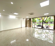 6 Cho Thuê Tòa Văn Phòng 9 Tầng Mặt Phố Vũ Tông Phan. DT 145m2.Mt 9m. Giá 140tr/th