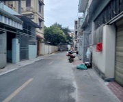 1 Cc cần bán 50m quảng bị đường ô tô đỗ cửa giá 1x tỉ
