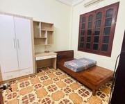 2 Cho ở nhóm sinh viên 7 - 8 người nhà đường láng, 40m2, 4 tầng, 4 ngủ, 15 triệu, đủ đồ