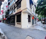 1 Phân lô - vỉa hè - hai mặt ngõ ô tô tránh - đỗ đậu ngày đêm - bán đất tặng nhà 3 tầng - sổ hoa hậu