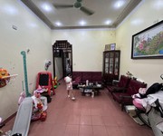 2 Bán nhà mặt phố tôn đản, 44m2, mặt tiền 4.2m, nhỉnh 33 tỷ, vỉa hè rộng, ô tô dừng đỗ, kd đỉnh