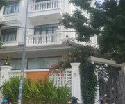 4 Bán nhà góc 2 mặt tiền đường trong kdc phong phú 4 bình chánh shr 192m2 giá 31 tỷ
