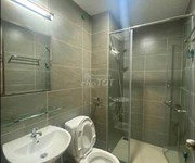 2 Bán căn hộ 2pn,2wc, 61m2, 2 ty1 , mặt tiền phạm thế hiển q.8