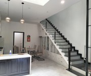 2 Siêu phẩm đường 7.5m, lề 4.5m, 3 tâng 3 mê. gần bến xe trung tâm  90m2  5x18 . chủ cần bán gấp, giá