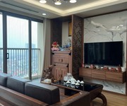 1 Cực rẻ   bán căn góc 3n2vs 144m2 tòa ct1 vimeco nguyễn chánh giá bán 58tr/m2, nội thất rất đẹp.