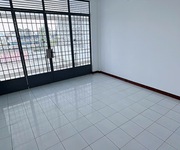 1 Nhà cực hiếm bề ngang khủng 8,2m x 12.15m phạm thế hiển . p. 6. q. 8, hẻm xe hơi, cách đường xe tải