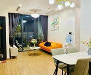 Hiếm   bán căn hộ 2n2vs 70m2 đẹp nhất tòa vinaconex 3 đường cương kiên đối diện tòa bhxh giá 3,5 tỉ