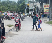 1 Chính chủ cần bán lô đất đẹp có 3 căn nhà đối diện nhà văn hóa xã mỹ hạnh bắc