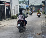 4 Chính chủ cần bán lô đất đẹp có 3 căn nhà đối diện nhà văn hóa xã mỹ hạnh bắc