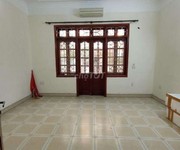 9 Cho thuê nhà số 7C lô 2 phố Vũ Phạm Hàm, Dt 80m2 x 4 tầng mặt tiền 5m đường rộng để ô tô