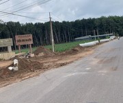 3 Đất nhà  Bán 2.100M2 Chính chủ, Sát chợ, SHR, Sát QL.13, Trường học, GIÁ 160 TRIỆU