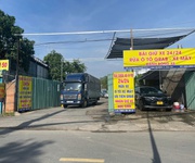 1 Bãi giữ xe rửa xe  24/24 và cho thuê đất trống