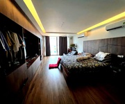 4 Mặt phố an dương vương, tây hồ. 100m2 6 tầng mt 5,4m giá 21,9 tỷ- ô tô vào nhà - thang máy xịn.