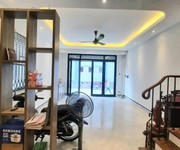 Bán Gấp Nhà 272 Ngọc Thụy, Long Biên, 50m2, 5Tầng, MT5m, Lô Góc 2 Thoáng, Gara Ô Tô 7 Chỗ