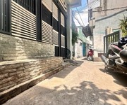 4 Bán nhà cộng hòa, phường 15, tân bình, dt 8m2  1.8 x 4.3  x 3 tầng, chỉ 1.05 tỷ tl