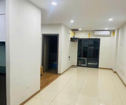 1 Cần bán căn hộ 49m2 1 ngủ  1 nhà sửa sang và làm nội thất cơ bản liền tường chung cư hh2 xuân mai