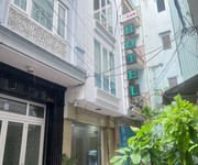 3 Cần bán khách sạn lý tự trọng, p bến thành q1, dt 60m2, gồm 10 phòng sang trọng, hđt 80tr/th, 25 tỷ