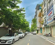 1 80 tỷ - tòa chdv 8t x 108m2, 16 phòng khép kín dòng tiền 280 triệu/tháng. ngõ 45a võng thị - tây hồ.