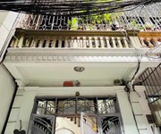 1 Bán nhà pháo đài láng, trung tâm đống đa, ba gác đỗ cửa, dt 33m2, giá 6.85 tỉ