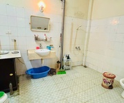 4 Bán nhà pháo đài láng, trung tâm đống đa, ba gác đỗ cửa, dt 33m2, giá 6.85 tỉ