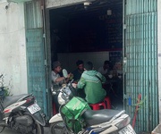 1 Sang nhượng gấp quán cơm tại trịnh đình thảo. tân phú