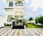 Villa siêu đẹp   sân vườn   thiết kế mở - full nội thất giá nhỉnh 8tỷ.