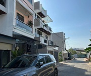 1 Cần bán căn nhà 4 tầng 1/ bưng ông thoàn, gần các khu compound, gần liên phường - tiện lên cao tốc,