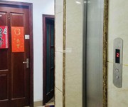 4 Mặt phố trung kính - c.giấy 70m2 8t 4.5m giá 35 tỷ, nhà mới vỉa hè rộng kinh doanh sấm uất