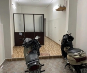 1 Cho thuê nhà nguyên căn ngõ 72 nguyễn trãi,  46m2, 2 tầng, 3 ngủ, 2 wc, 9 triệu