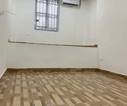 3 Cho thuê nhà nguyên căn ngõ 72 nguyễn trãi,  46m2, 2 tầng, 3 ngủ, 2 wc, 9 triệu